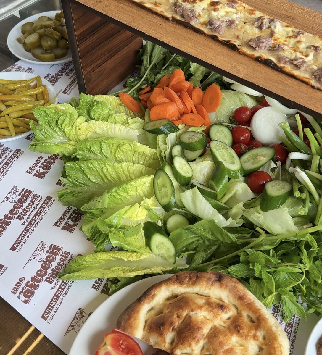 Ankara’nın en çok eleştirilen aynı zamanda en çok da tercih edilen mekânı neredeyse her ay farklı bir konuyla sosyal medyada gündem oluyor. Bu mekanı bilmeyen yok. Gelin, gündem olan birkaç başlığa birlikte bakalım >>>