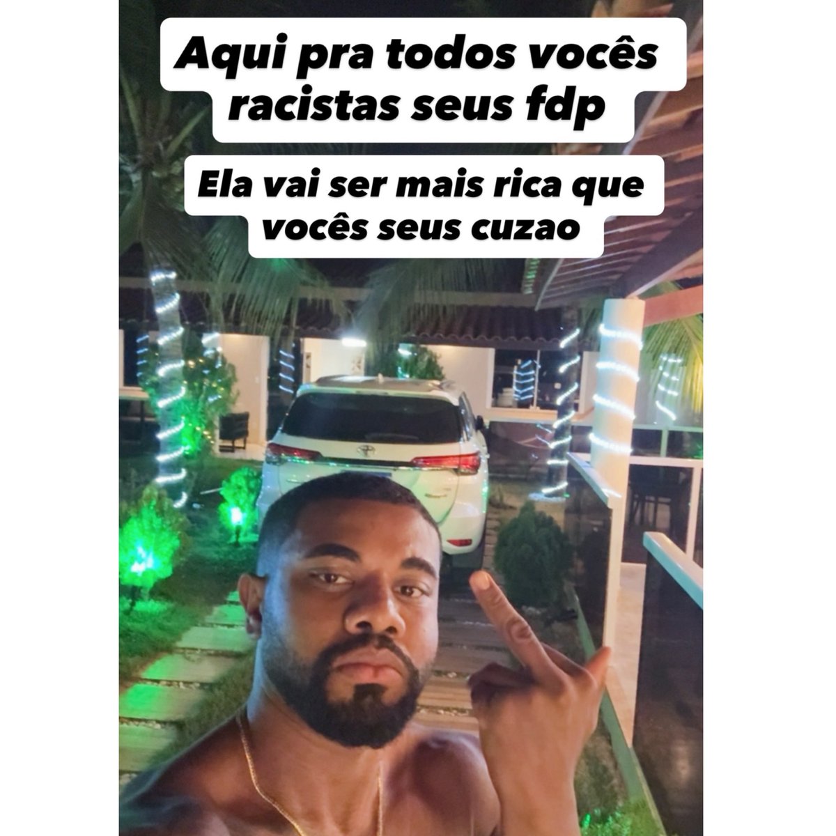 choquei's tweet photo. 🚨VEJA: Davi Brito faz postagem após ataques racistas em sua foto com a família. https://t.co/v7U9Xr99cB