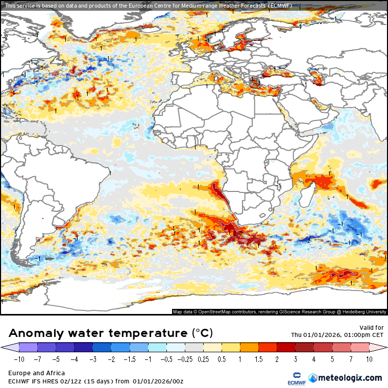 pablofcmet's tweet photo. @angel_rivera8 Llama la atención que esta borrasca, en su trayectoria hacia la Península, no parece haber encontrado aguas especialmente cálidas. De hecho, entre las Azores y la Península, las temperaturas de la sup. del mar son cercanas a la climatología de enero. Es interesante de investigar https://t.co/PCm2RXUppa