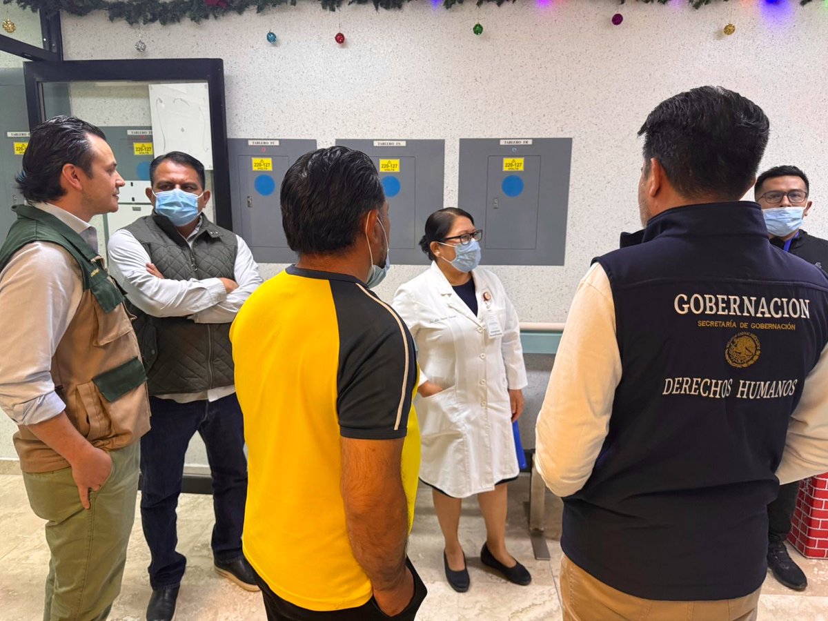 arturomedinap's tweet image. Por instrucciones de la presidenta @Claudiashein y bajo la coordinación de la secretaria de @SEGOB_mx, @rosaicela_, continuamos en #Oaxaca brindando apoyo directo a las personas afectadas por el accidente del Tren Interoceánico.

La atención a las víctimas y a sus familias es…