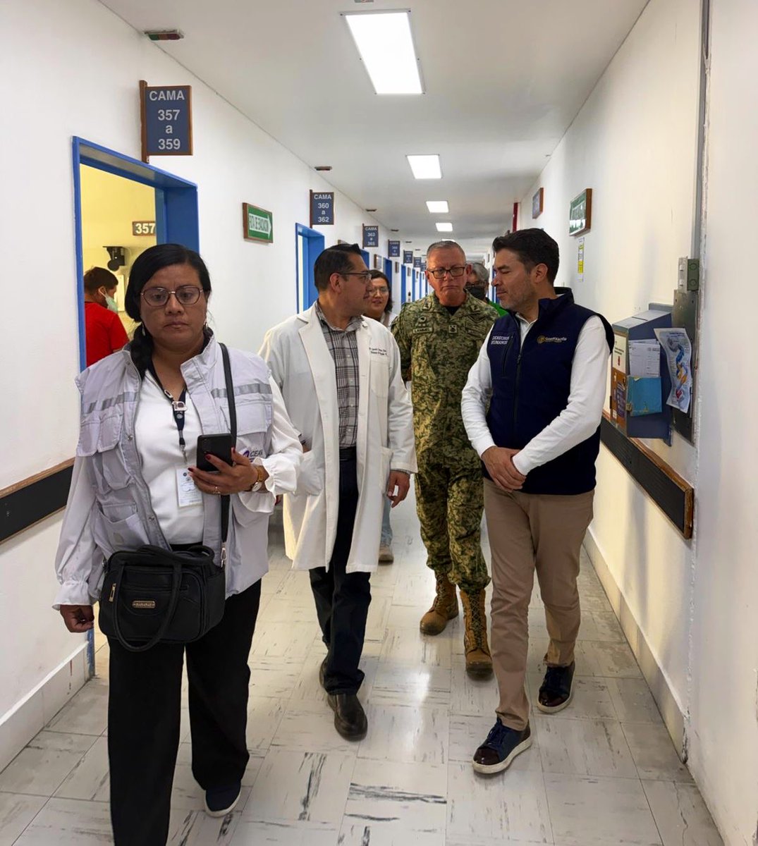 arturomedinap's tweet image. Por instrucciones de la presidenta @Claudiashein y bajo la coordinación de la secretaria de @SEGOB_mx, @rosaicela_, continuamos en #Oaxaca brindando apoyo directo a las personas afectadas por el accidente del Tren Interoceánico.

La atención a las víctimas y a sus familias es…