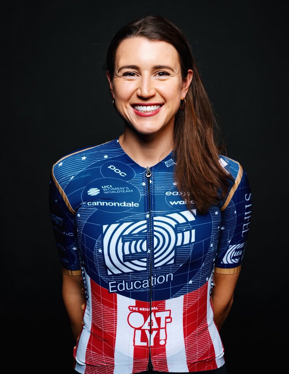 Kristen Faulkner’s US champ/olympic gold jersey is a lesson on how to design unique champs jerseys.

Seamless integration of sponsor logos without taking away from a beautiful weaving of champs colors/design.

Gold trim around the shoulders and arms takes it over the top .