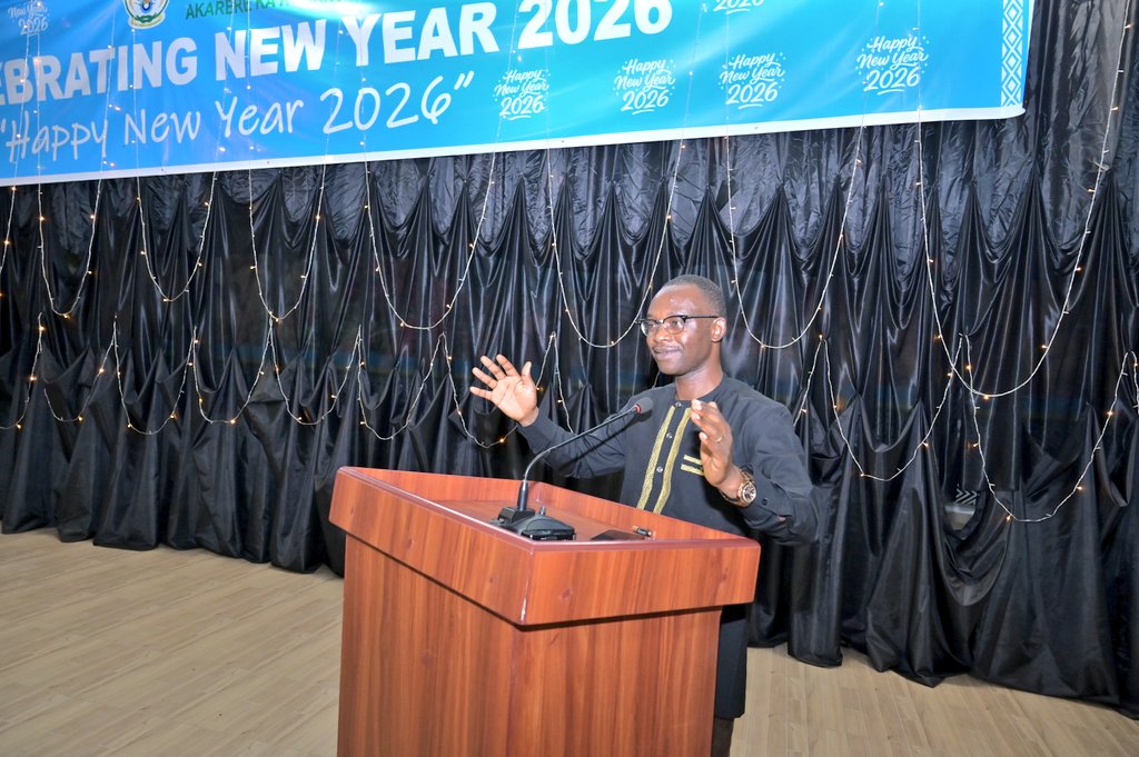 kigalitoday's tweet photo. Ubuyobozi bw’Akarere ka Ruhango buratangaza ko ibikorwa by’Ingenzi byakozwe mu mwaka wa 2025, bishingiye ku nkingi eshatu za Guverinoma, bizatuma ibiteganyijwe mu mwaka wa 2026 bigerwaho ku gipimo gishimishije. https://t.co/Wbpy72JClz https://t.co/UL5bHh8GJM