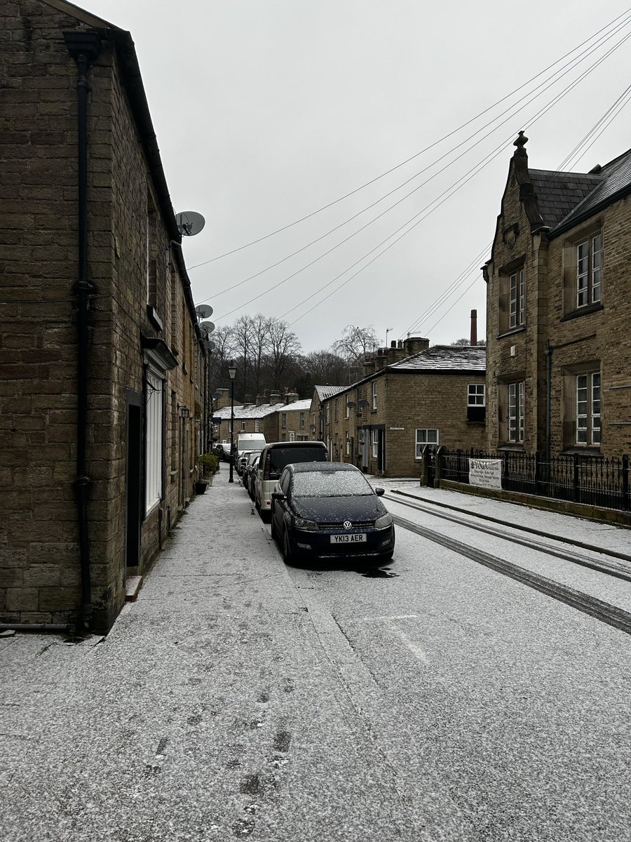 A wintery walk in today’s snowstorm before most head back to work. Our next Compounding Club stock is chosen 📈

👉 patreon.com/thecompounding…  👈

#Investing #UKStocks #Dividends #StartInvesting #TheCompoundingClub #FinancialFreedom