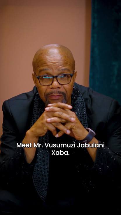 Jabu_Macdonald's tweet photo. #BeingAXaba  VJ is a real life version of Mshengu 🤚🏽🤚🏽🤚🏽😭 https://t.co/HFAF8XS87N