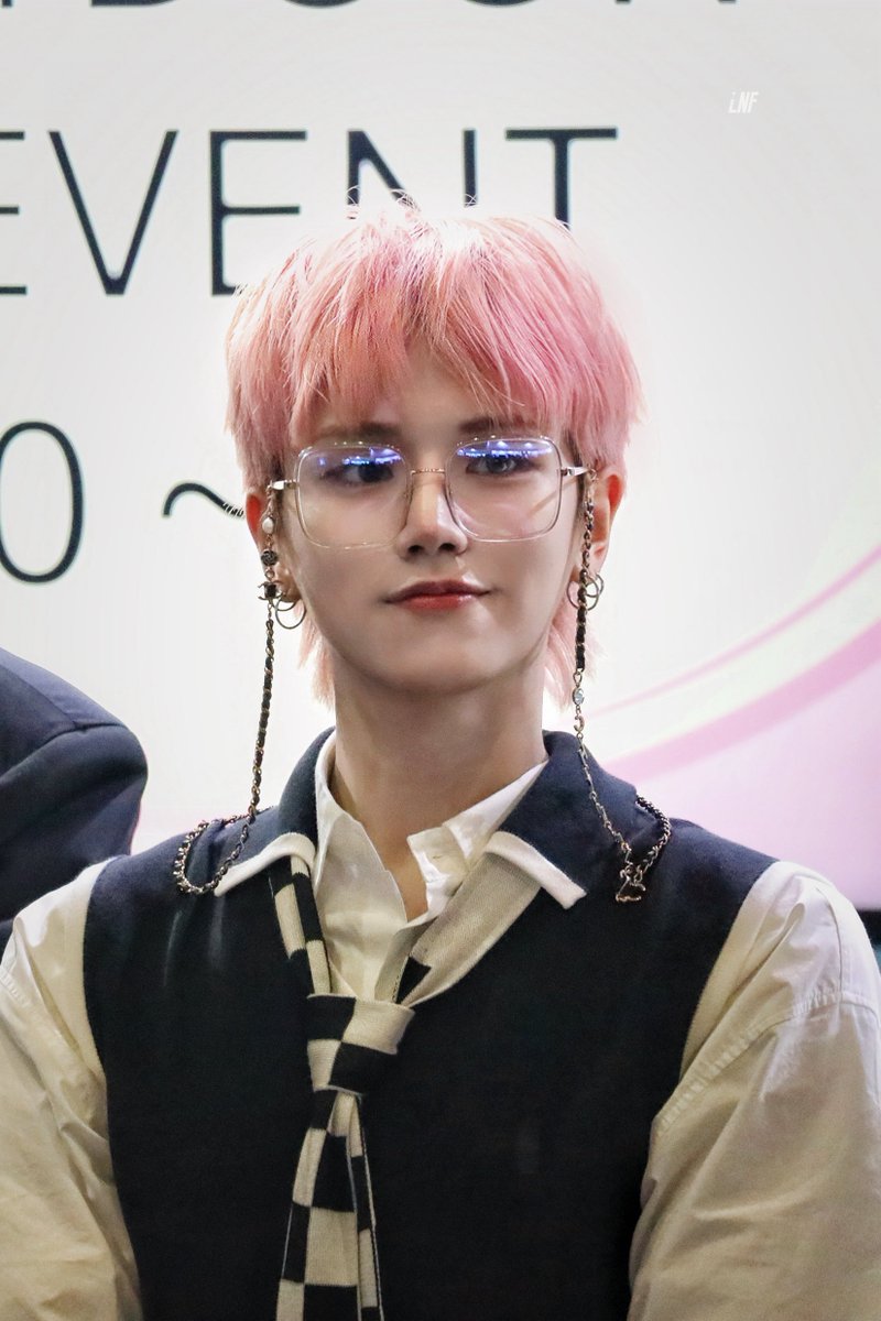 240511

#보이넥스트도어 #리우 
#BOYNEXTDOOR #RIWOO