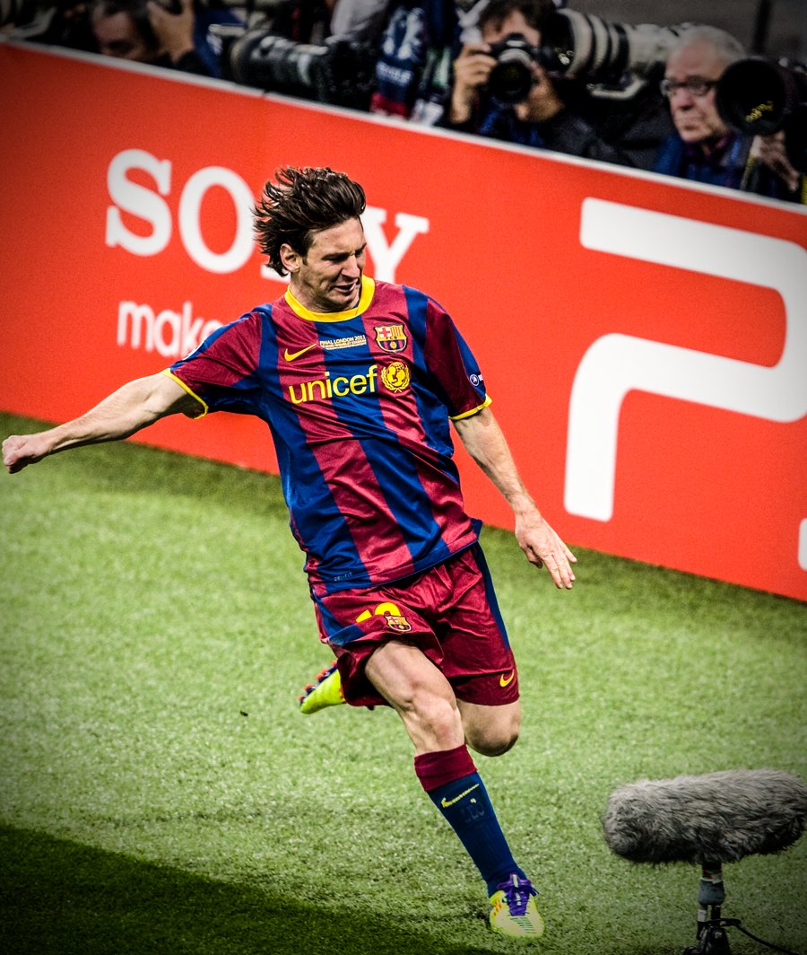 miguelfpro's tweet image. El desahogo de la furia del enano cobrada por el micrófono. 🔵🔴
¡¡ Que momento !!