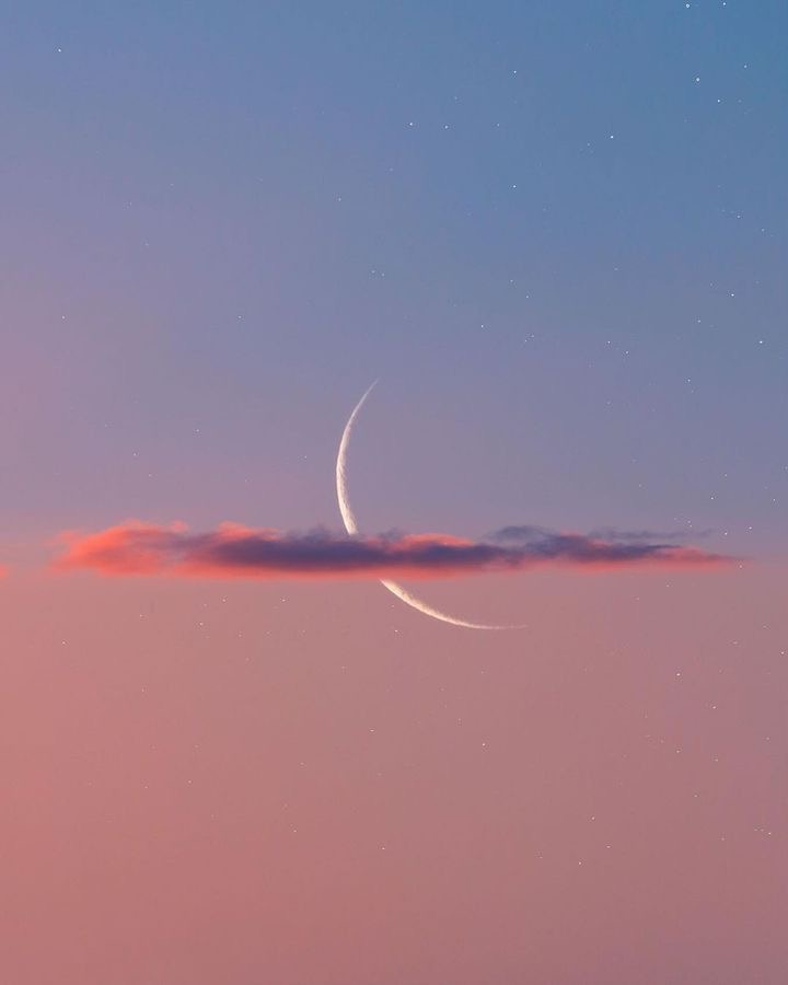 NightSkyToday's tweet image. Beautiful Moon!🌙