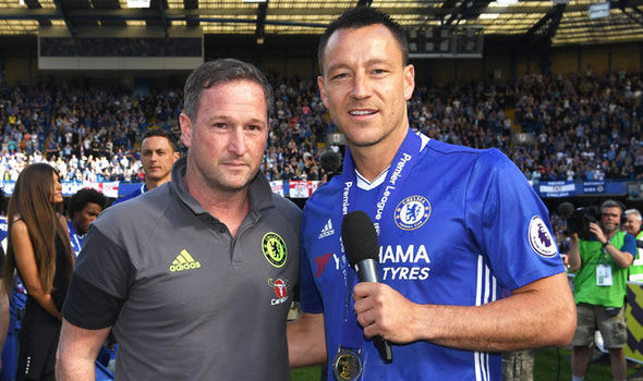 Harry tweet media