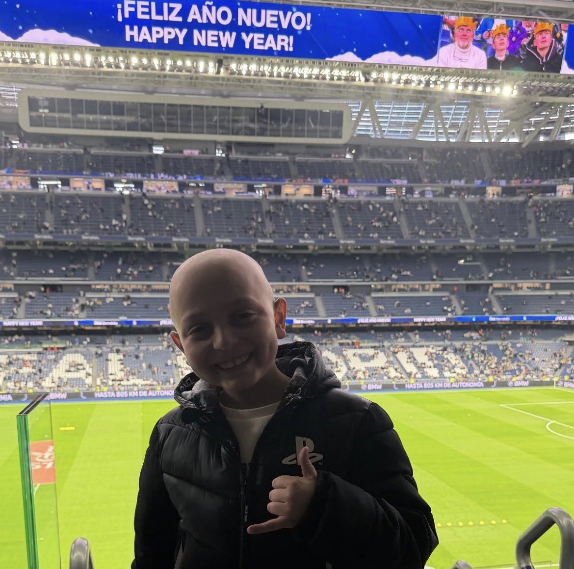 Raúl Asencio le dedicó su gol a un chico llamado Elías que tiene leucemia. Que grande eres Raúl. 
🥹🤍