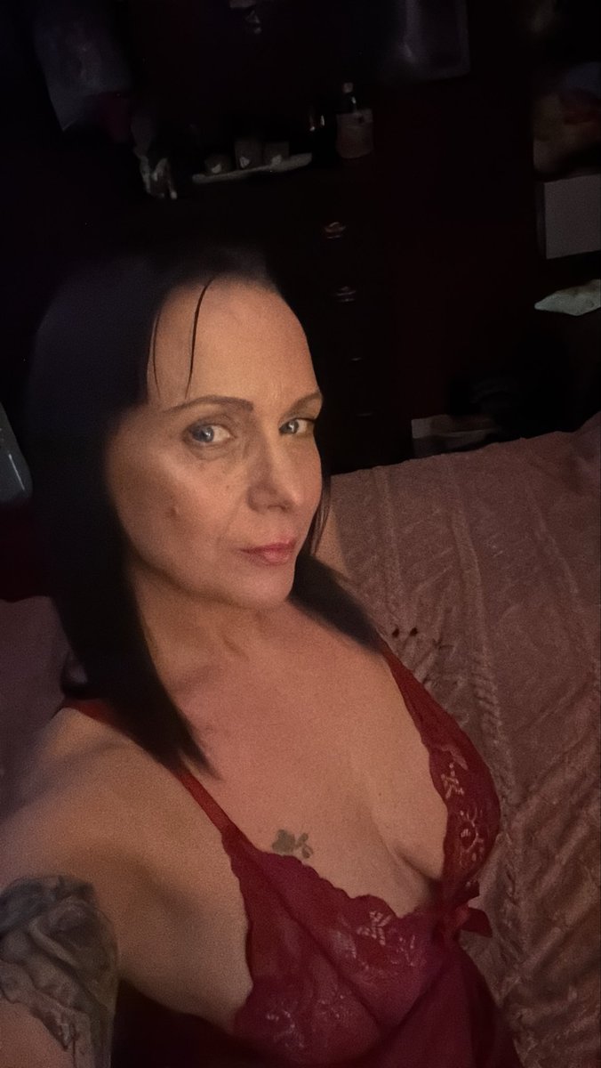 AliceSmall4ux's tweet image. Good evening