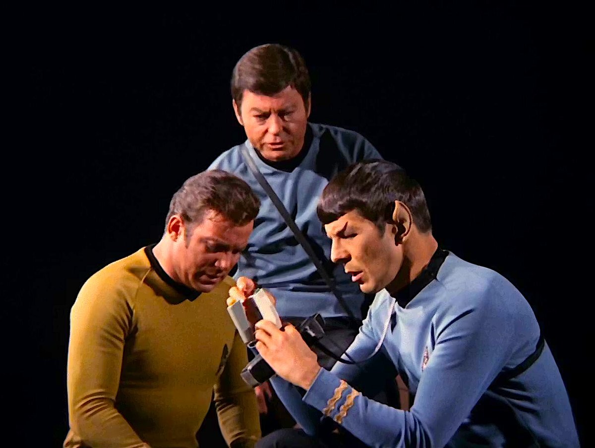 GunRoswall's tweet image. Triple deal we three be by Gun Roswell (GunRoswall) - Star Trek: The Original Series archiveofourown.org/works/77085511 via @ao3org 
#fanfic #drabble #sttos #mcspirk #humour #throuple