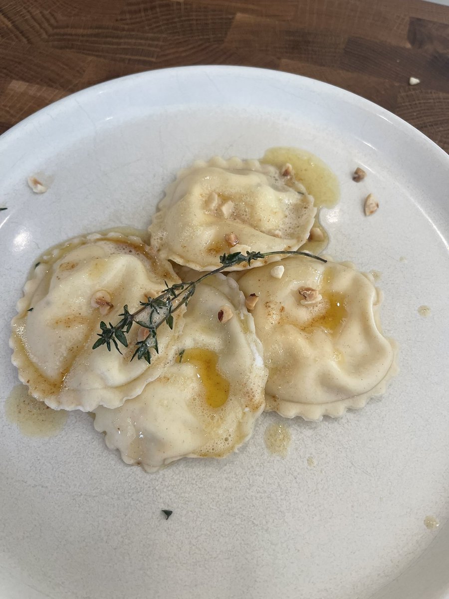 ScuttPete's tweet photo. Final bakes before returning to work! Ravioli, Vanilla Slices and Honey Tuiles. https://t.co/D1RASHBU5D
