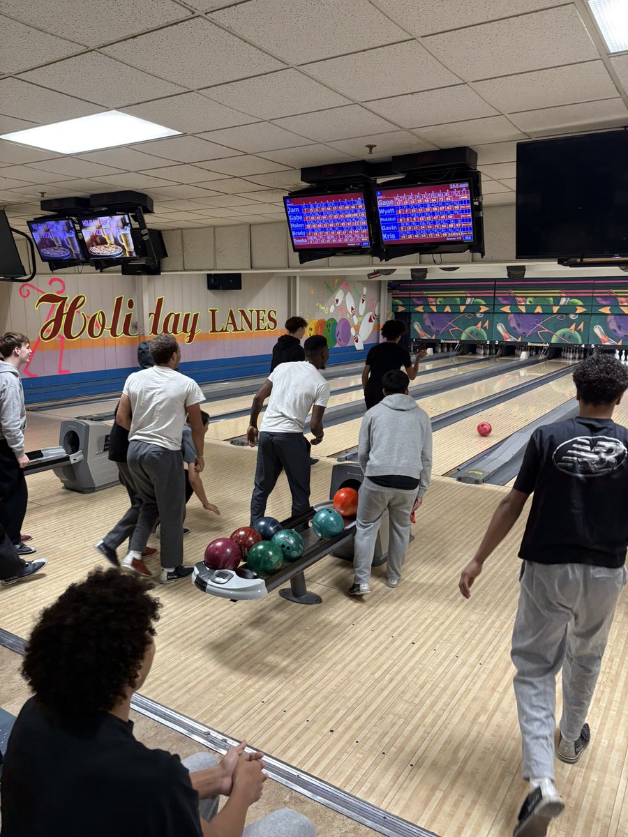 Jesse Moss ❄️ tweet media