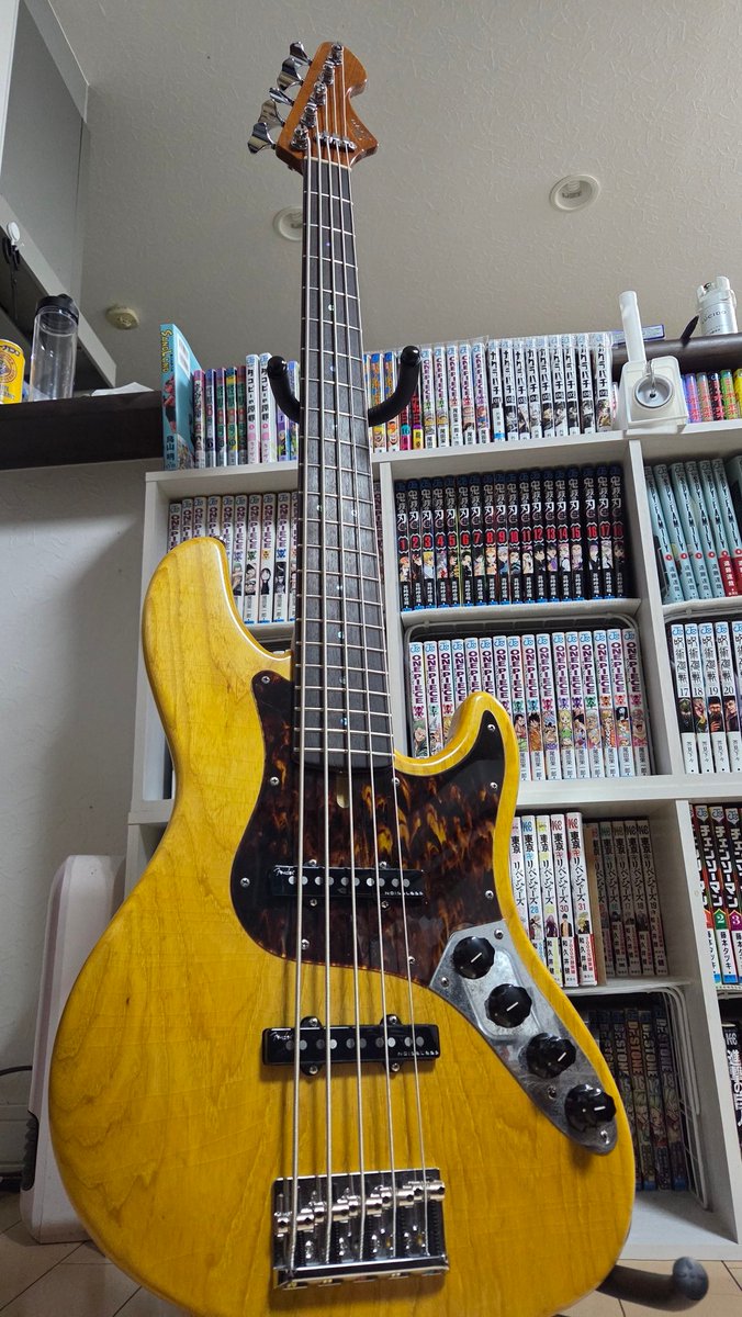 Kazukiページ Fender / Deluxe Jazz Bass V Kazuki Arai Edition 2021 Limitedを