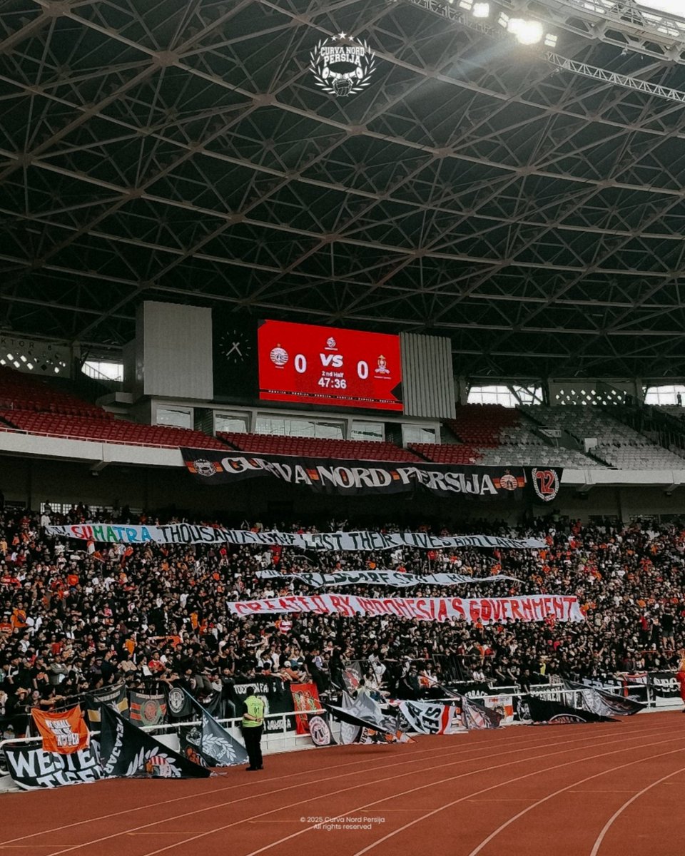 Persija
vs
Persijap
In Sumatra, thousands have lost their lives and lands Hundreds are still missing Roads, villages, even entire towns have been swept away in this catastrophe
𝘤𝘳𝘦𝘢𝘵𝘦𝘥 𝘣𝘺 𝘐𝘯𝘥𝘰𝘯𝘦𝘴𝘪𝘢’𝘴 𝘨𝘰𝘷𝘦𝘳𝘯𝘮𝘦𝘯𝘵
#PrayForSumatra
📸 <a href="/CN_PERSIJA/">CURVA NORD PERSIJA</a>
🇮🇩 03.01