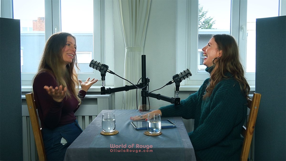 Neulich habe ich in einem Interview mit <a href="/Oliwia_Rouge/">Oliwia Rouge</a>  über den Weg als Künstler, Musik, Gesang und meine Arbeit als Gesangslehrerin gesprochen. 
Mit Untertiteln auf Englisch und in anderen Sprachen. Hier geht es zum Podcast Teil1: youtu.be/Oa3i8_lZTP0