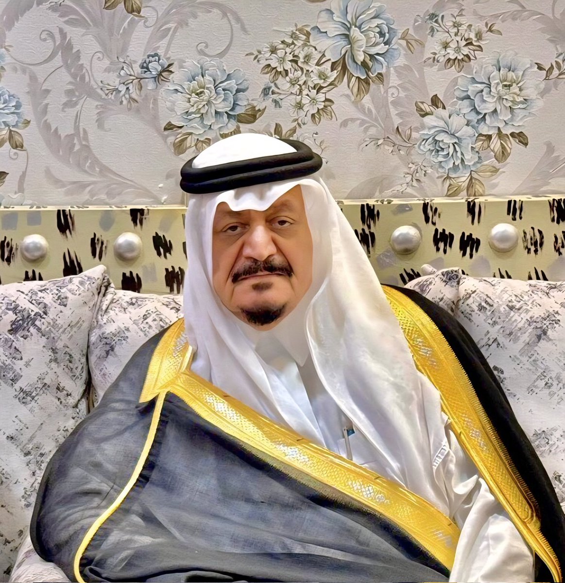 الشيخ الدكتور فهد بن سالم المعطاني يرقد على السرير الأبيض في مستشفى الحبيب في مدينة دبي اسأل الله سبحانه وتعالى أن يشفيه الشفاء العاجل 
ولاتنسونه من الدعاء الصادق
ابو راكان علم من اعلام الخليج ومن خيرة شيوخ القبائل 
فزاع وجزاع وله مواقف مشرفة مع الكثير من أطياف المجتمع