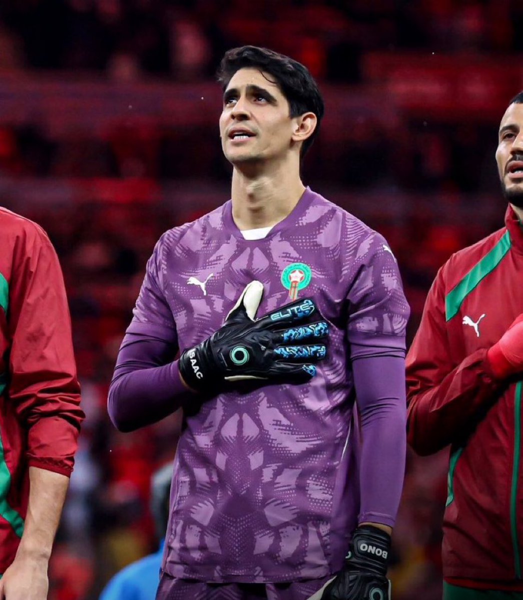 🚨🚨🚨🚨 تــــاريـخــي وللـتاريـــخ 🚨🚨🚨🚨

ياسين بونو يعزز رقمه القياسي كأكثر من حافظ على نظافة شباكه في أمم أفريقيا مع منتخب المغرب تاريخيًا — 9 مباريات