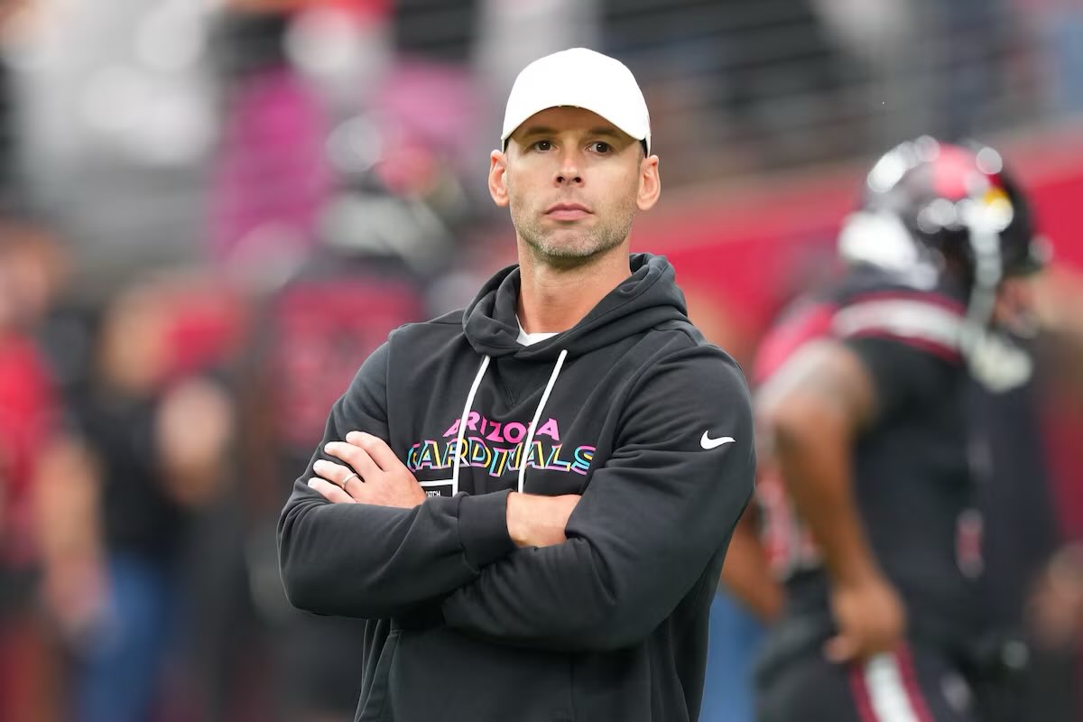 cardsfanjoanna's tweet image. One more day until we NEVER have to see this man’s face again. 

Retweet and let’s will this into existence! 🔥 🔁 🔥