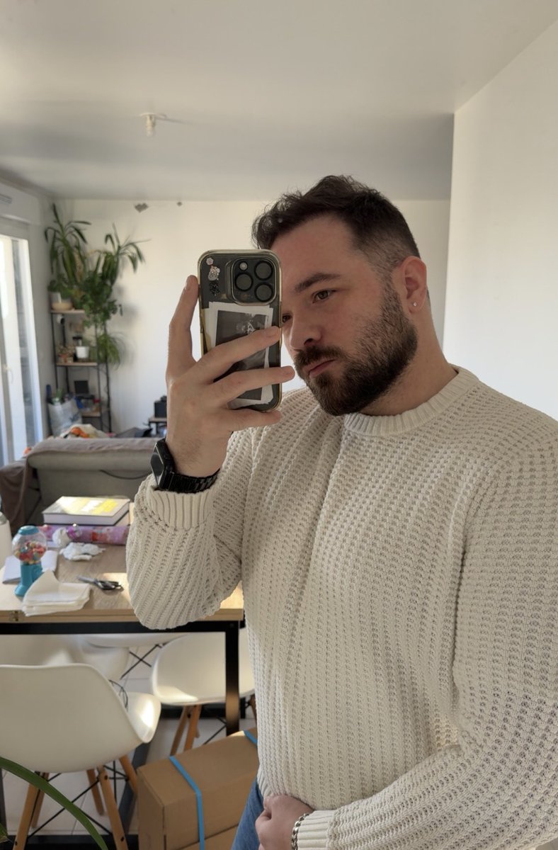 L’homme aux chats tweet media