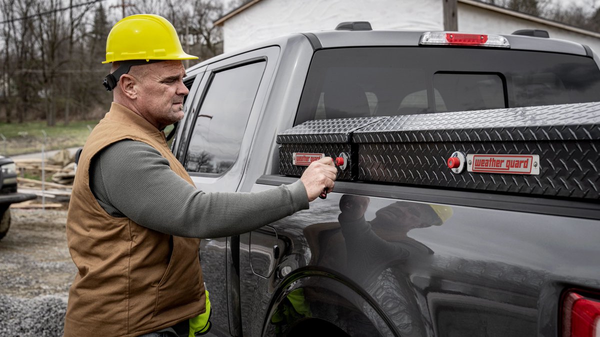 weather_guard's tweet image. All your boxes. One key. Zero guesswork.
Learn more: bit.ly/3MO7p6z

Drop us a comment and tell us how you use one key! ⬇️⬇️⬇️  

#WeatherGuard #1Key #FleetManagment #Upfitters