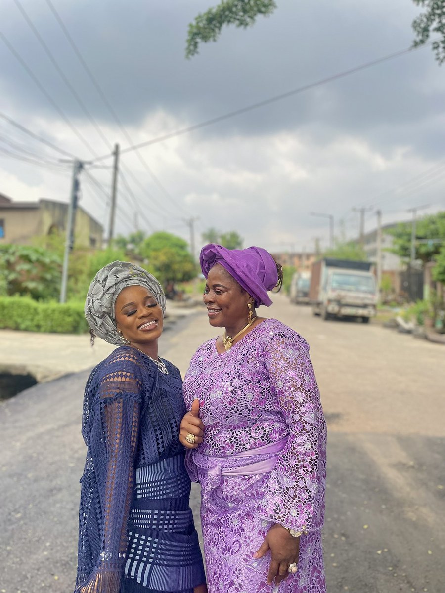 _oladoyin's tweet image. Happy thanksgiving Sunday 💙