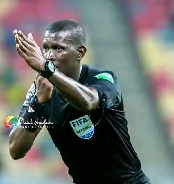 Mwamuzi, Boubou Traoré raia wa Mali 🇲🇱 amechezesha mechi nyingi za Morocco (8️⃣) kuliko timu yoyote ya taifa katika maisha yake. 

Morocco wameshinda mechi zote za kimashindano chini yake na wameruhusu bao moja tu

Ametoa penati 3️⃣ kwenye mechi hizo na zote ziliwanufaisha Morocco.