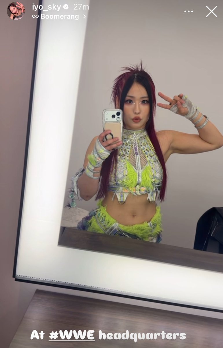 reigns_era's tweet image. Iyo Sky at the headquarters.. hmmm 🤔