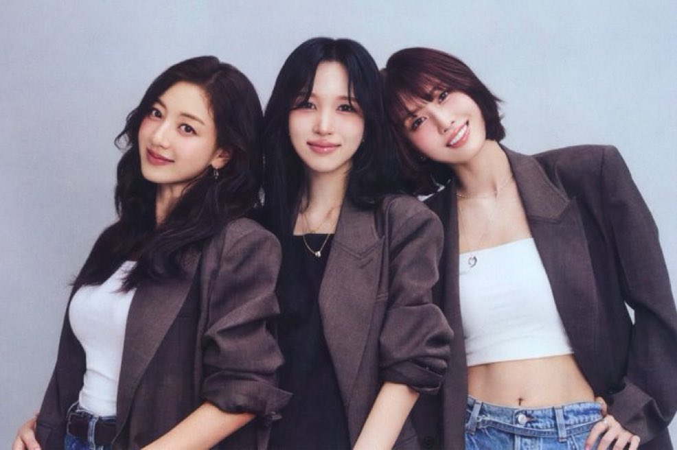 MANN look at momo's smile