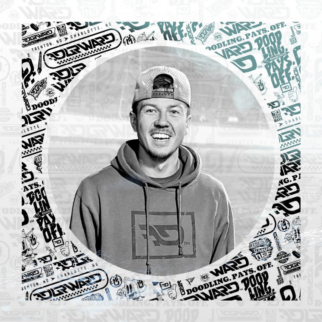 BDurward's tweet image. Hey, I’m Blaine — the graphic artist behind Durward™.

From doodling racecars as a kid to creating designs you can wear and display in the race stands, every line I make tells a story. Here’s a little bit about who I am — welcome to my world.

Doodling. Pays. Off 🖍️