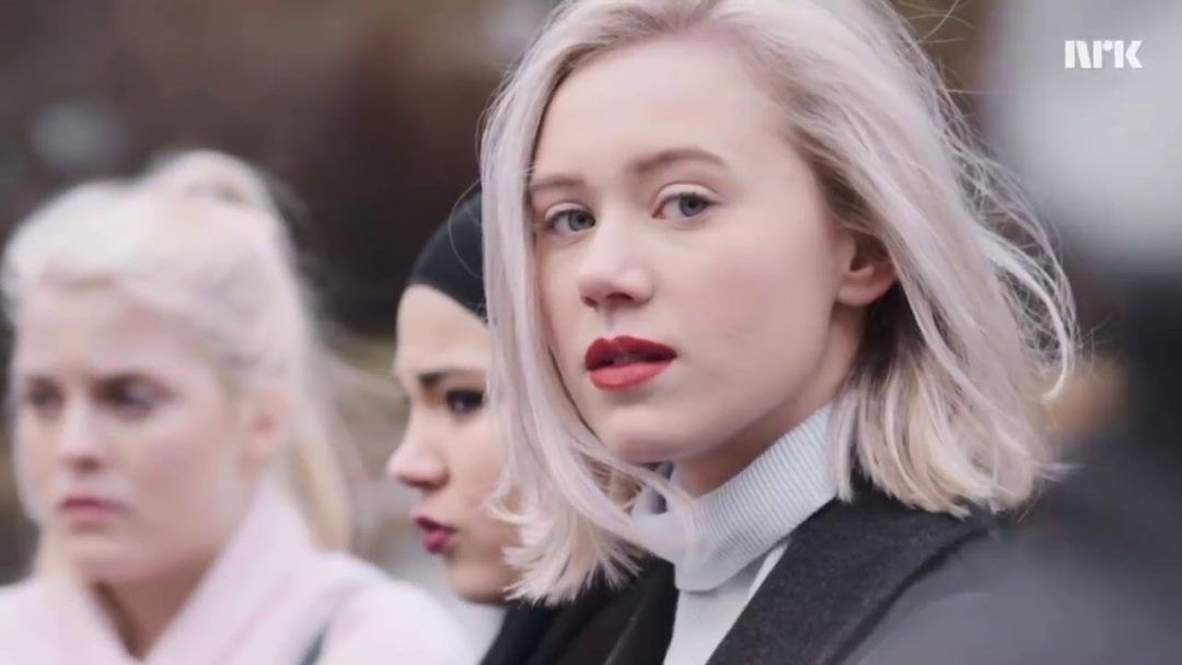 skamvrse's tweet photo. skam season 2 https://t.co/ia2a2is9qh