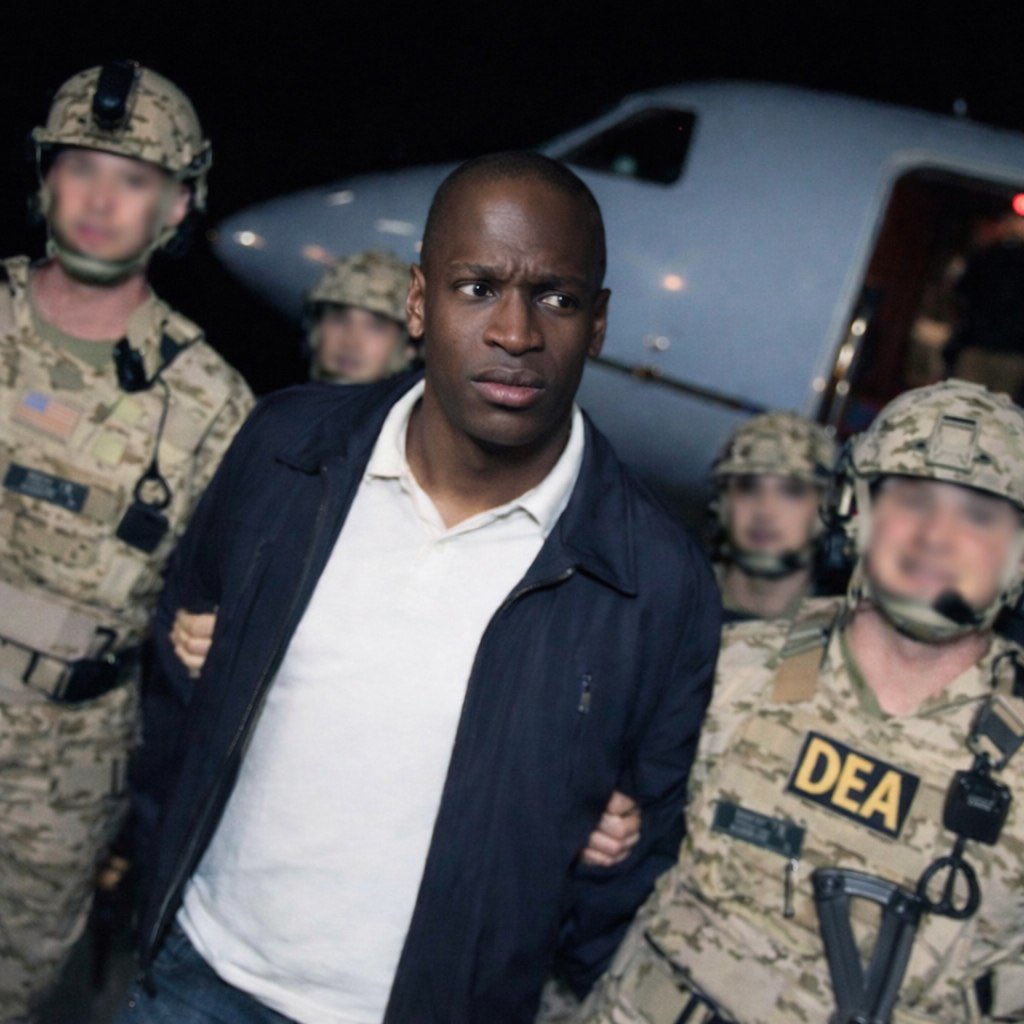 hrithikk's tweet image. Yesterday, Arthur Hayes Maduro was sleeping in his palace; today, he's in U.S custody in New York.

his crime was unreal: he said $HYPE have 126x potential at web3X summit during his speech, then immediately dumped his holdings after that  $HYPE chart finding a new bottom daily.…