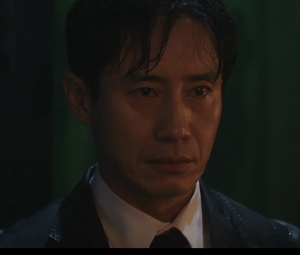 yeonmot_rat's tweet image. 빗물퍼컬 남자의 빗물사격씬이 당장 이번년도 5월에 오신다고......
나진짜살아갈수가없다