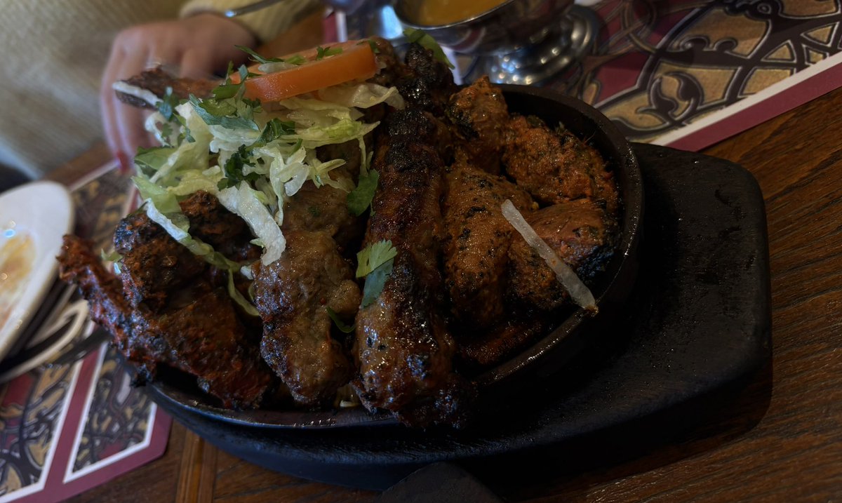 PerryGowler's tweet image. Sizzling lamb chops @1tayyabs this afternoon. Spot on as per usual.