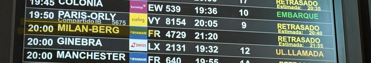MarcoAma79's tweet photo. @Ryanair you have a two hours delay on a two hours flight… brilliant! FR4729 from Valencia to Milano Orio al Serio.. https://t.co/9Y89zMkHjy