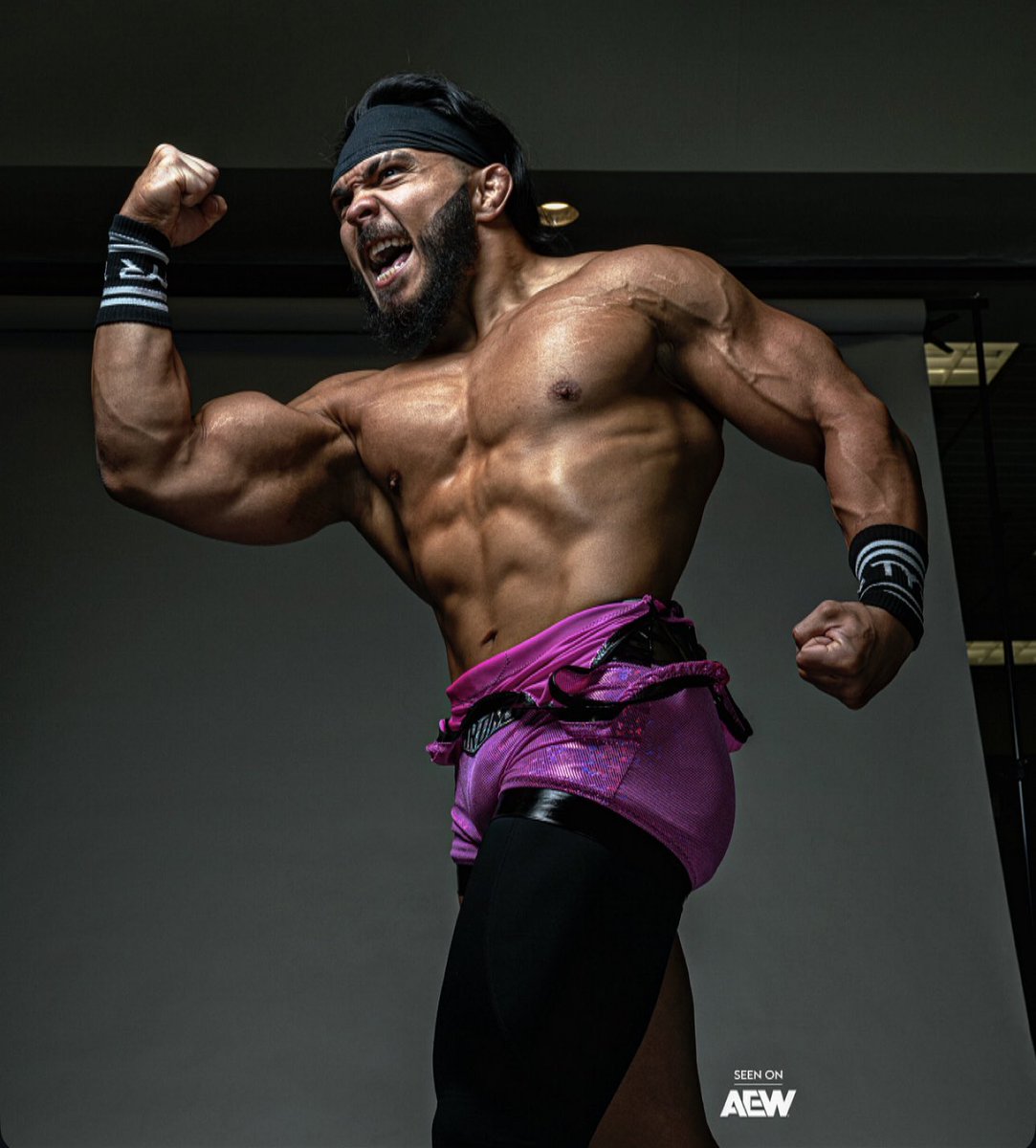 coachjimmyhouse's tweet image. Thank you @speedy_photo at @AEW for these promo shots !

Your baby’s favorite babyface. Year 2 underway  🫡❤️

#HouseStrong #ShockTheWorld