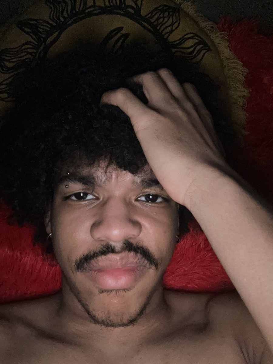 <a href="/kiloismiles2/">kiloismiles</a> this made my cheeks clench bro