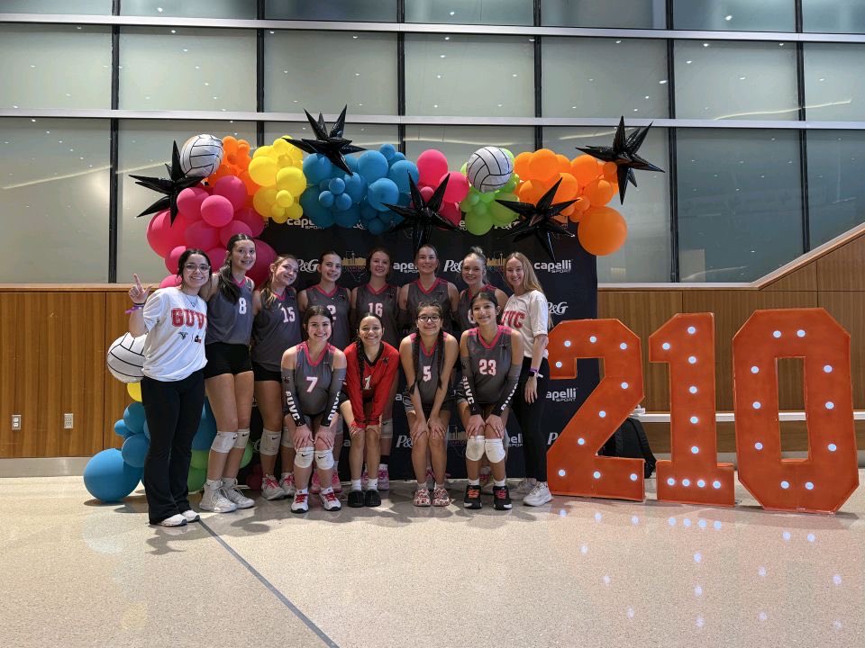 GunsUpVB's tweet photo. 🥈15 Elite are SILVER CHAMPS at the Countdown City Classic in San Antonio, TX this weekend! 🙌🏐🖤 https://t.co/AarIul6n2n