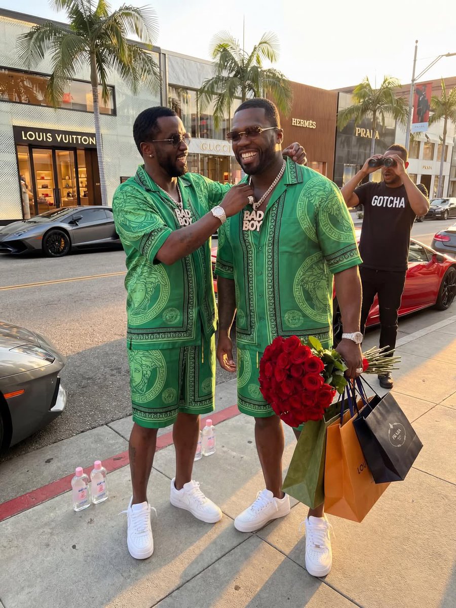 b_stackzzz's tweet image. 🤣🤣🤣🤣