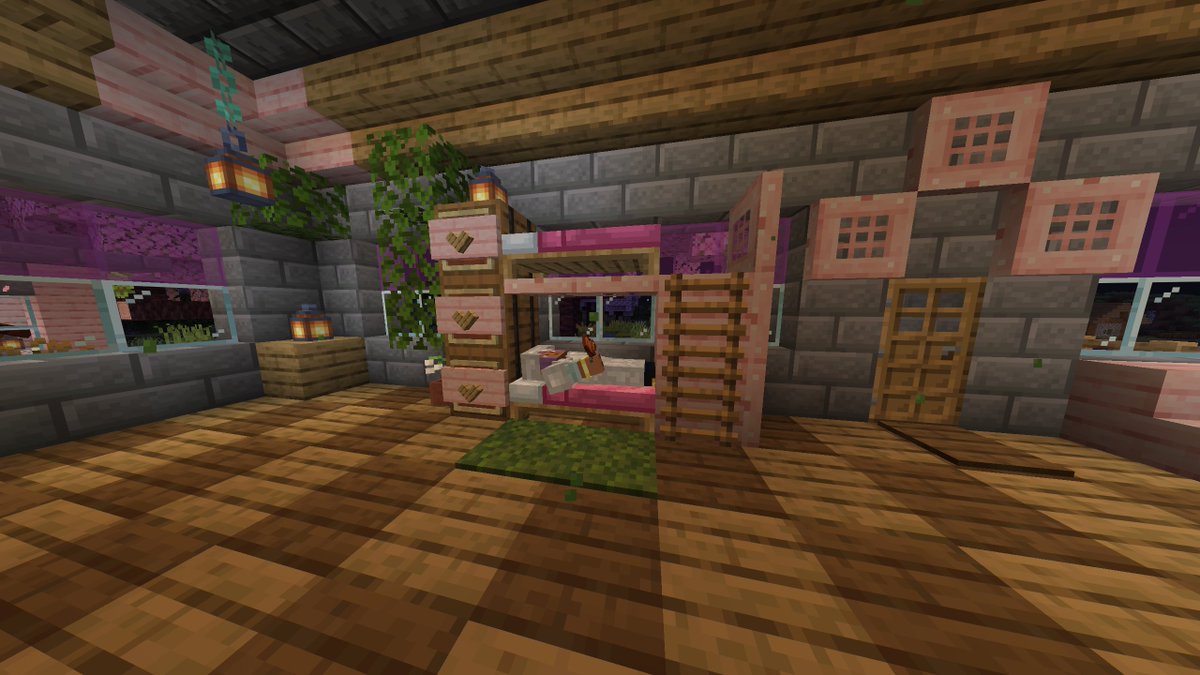 Adithebaddyy's tweet image. Besties that bunk together stay together @eeemsie__ 🤍