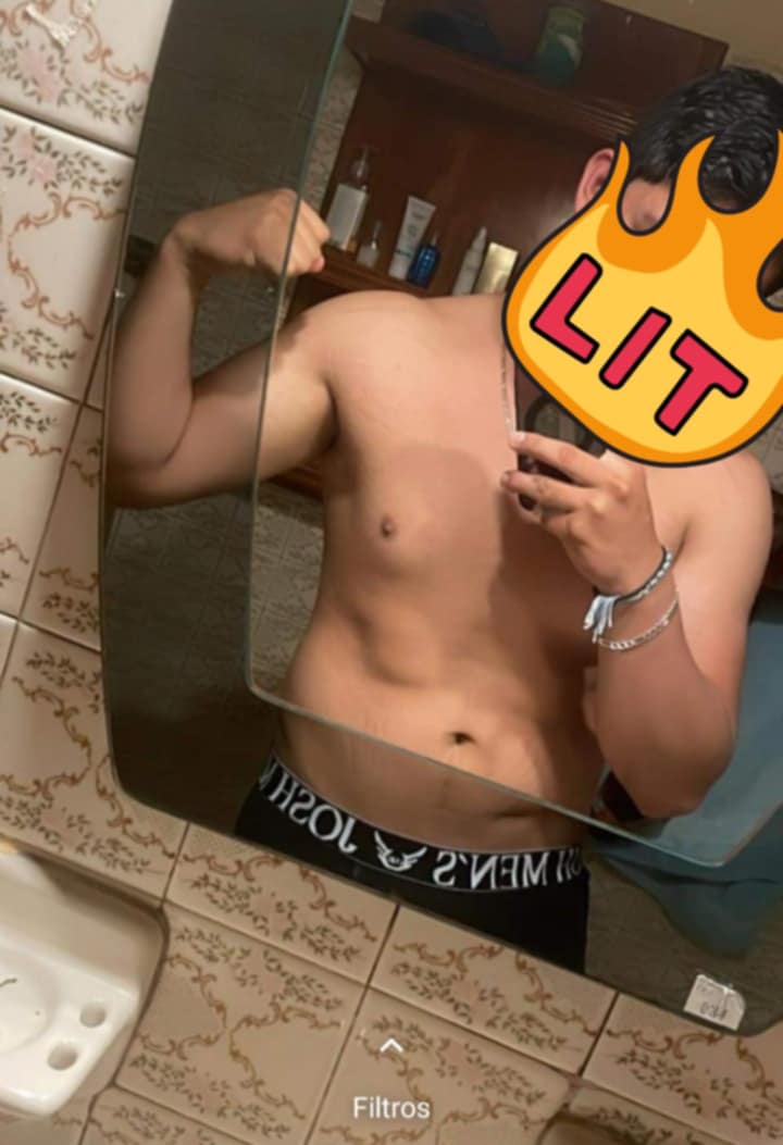 Algún pareja para atender o mujer con permiso, 
Single joven 
1.77 estatura 
Verga 17 cm aprox 
Zona Santiago Tianguistenco 
7297266364