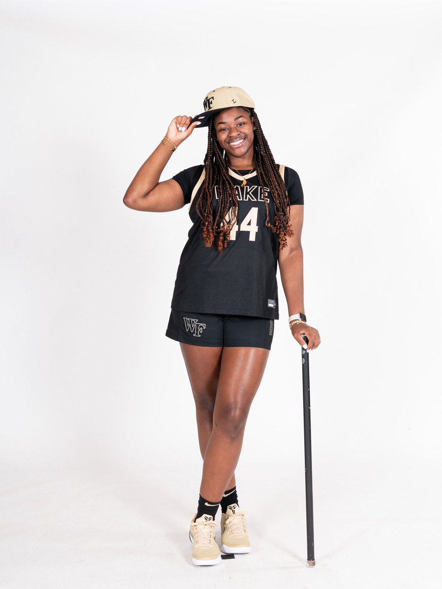 kyndoll_kj_24's tweet image. Big Thank You to @CoachMegGebbia and @WakeWBB for the invite.  Thanks for believing  in me and recognizing my hard work and dedication to the game. The coaches and staff are amazing, until next time... @CoachGibbs_WBB @naflores22 @GiveEm_Buckets 
#Unofficial