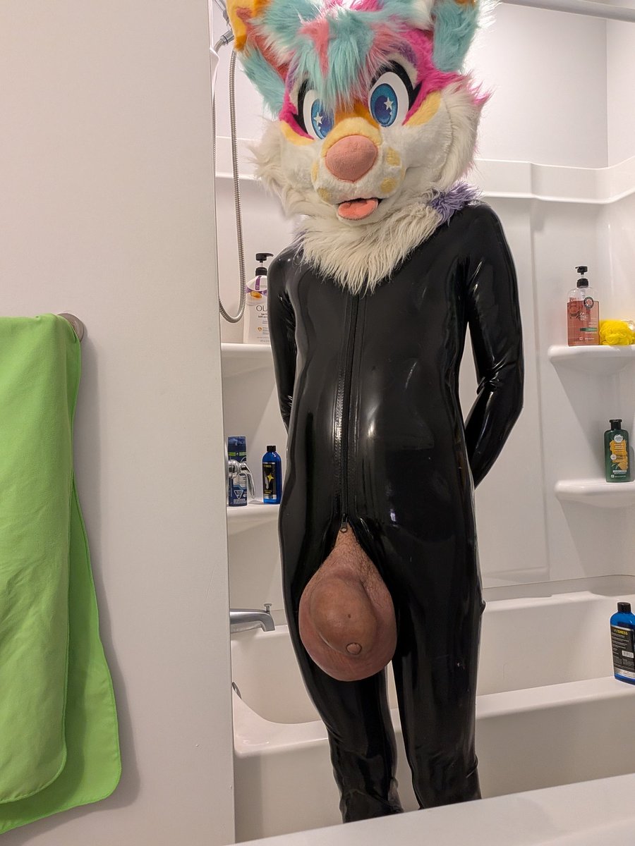 Moon Moist 🔞 tweet media