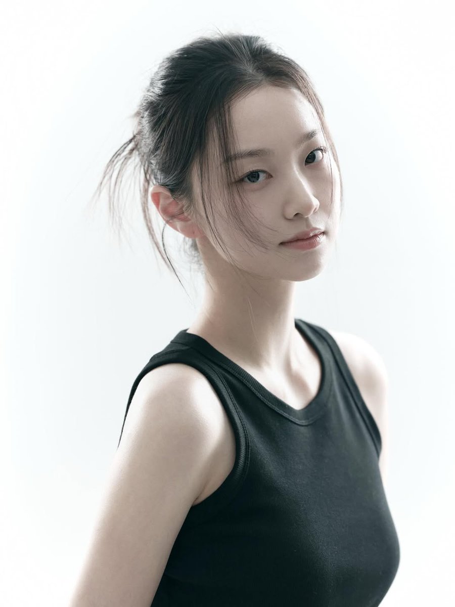 Yikyung, K. tweet media