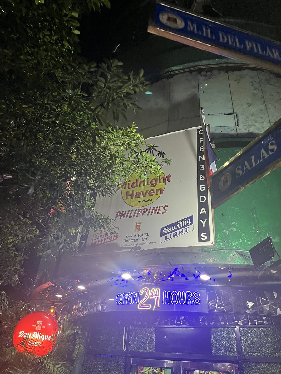 automatic787's tweet image. フィリピン最終日はマニラのミッドナイトヘブン(旧LA Cafe)へ久しぶりに行きました😁

以前に比べて嬢からの売り込みが激しくなった印象です

BF代は5,000phpから言ってきますが、4,000まではすんなり落ちましたが、3,000って言ったらそれは駄目だと言われました🤣