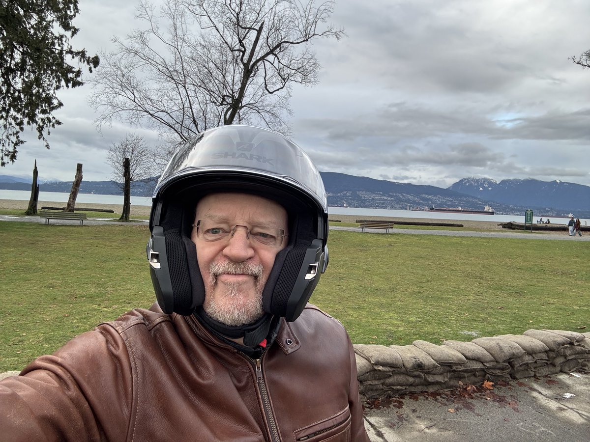 Great to run into fellow motorcyclist <a href="/frankluba/">Frank Luba</a>  at White Spot on Sunday and hear that he is impressed with my 8-year record of riding at least once every month, summer and winter, on my Suzuki SV650!  So that encouraged me to go for an 11 km ride today - and I can cross off