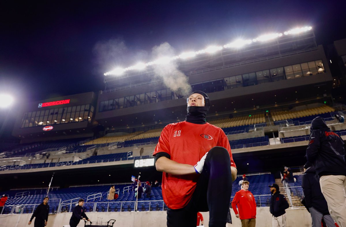 NCC_Athletics's tweet photo. The cold never bothered us anyway

#WeAreNC #d3fb
