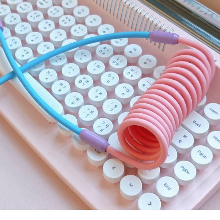 SoM_SmILe's tweet image. สายชาร์จ LOOP ANTIMONSTER ⚡️
รองรับชาร์จไว 240W แบบ Type-C ใช้ได้กับหลายอุปกรณ์ ชาร์จเร็ว ไม่ง้อปลั๊กนาน 🧡
🧡 s.shopee.co.th/2qO4D8ZqE7

#สายชาร์จเร็ว #TypeC #ชาร์จไว #ของดีบอกต่อ #ShopeeFinds #อุปกรณ์ไอที