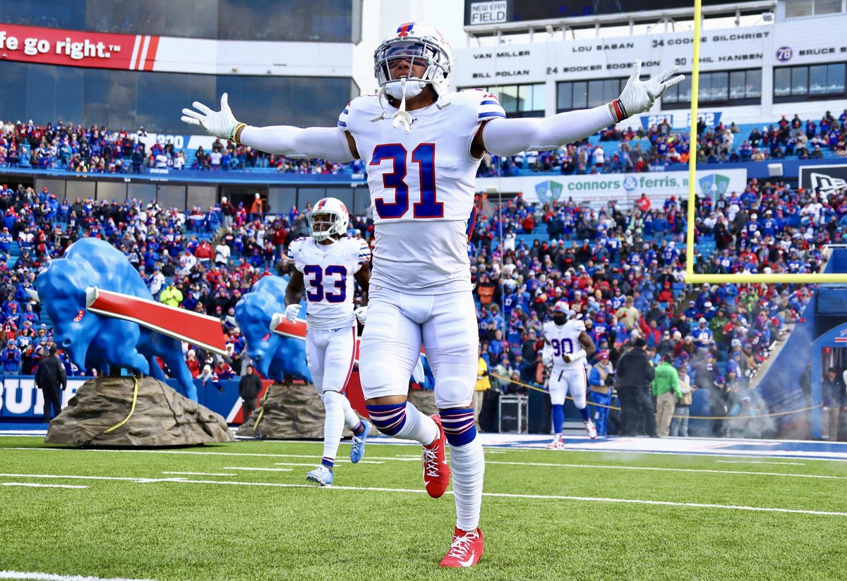 DMarlowe_Coach's tweet image. Farewell, ⁦@HighmarkStadm⁩ 

Tons of blood, sweat, smiles &amp;amp; tears in this place! Football = Family ❤️🦬💙